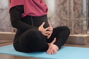 Prenatal yoga, ibu hamil, hamil, yoga, olahraga ibu hamil, pregnancy, healthy pregnancy, maternity