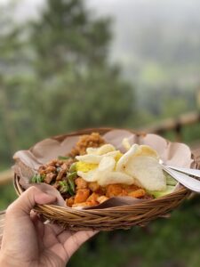 HIdangan Makan Siang