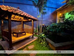 Saung di Soto Sulung Gubernuran